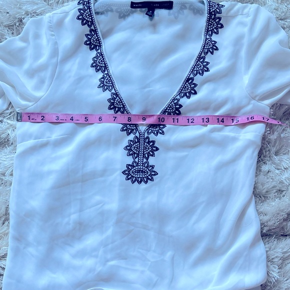 WHBM Medallion Embroidery Blouse - Picture 6 of 7